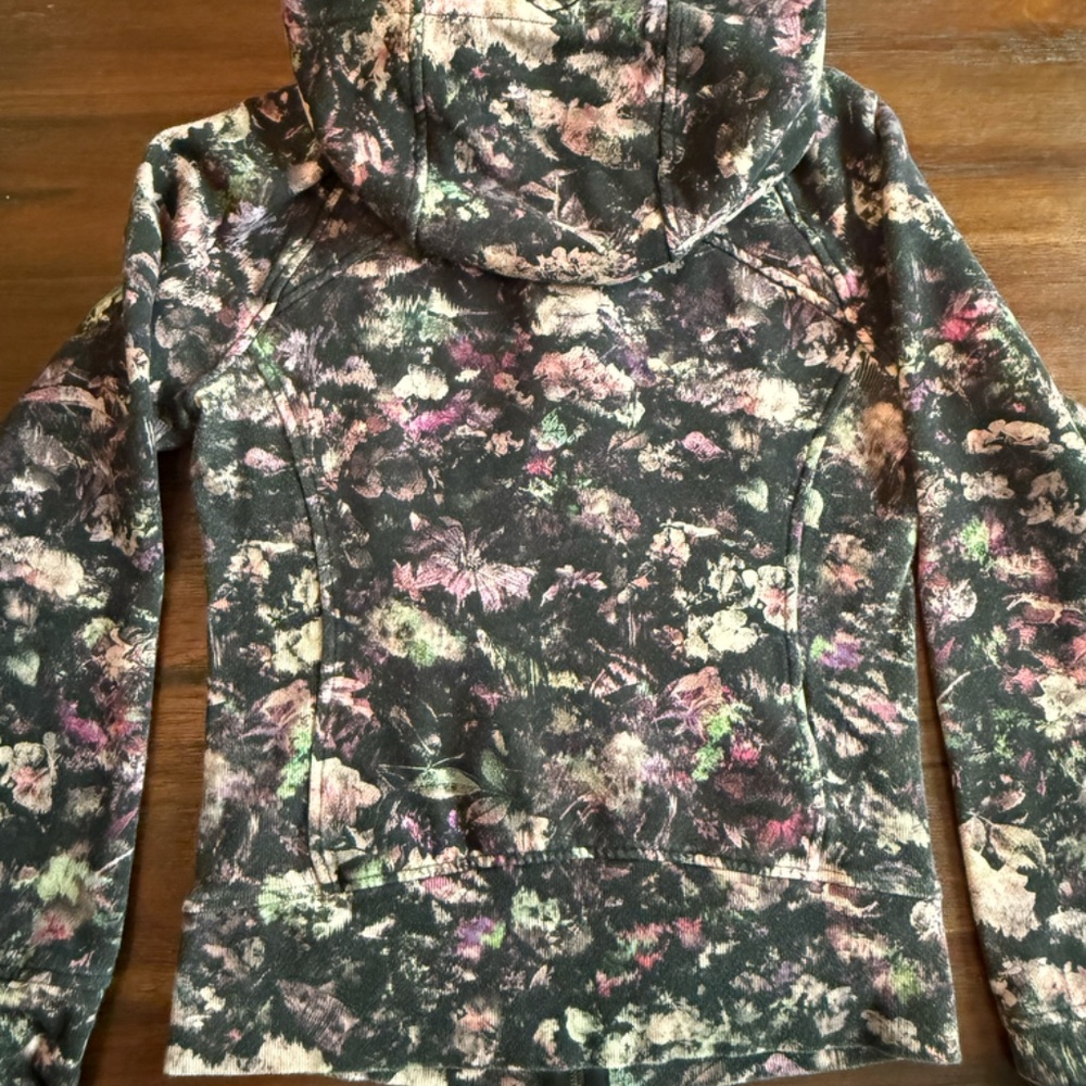 Lululemon Scuba Hoodie Floral Illusion Antique White Multi - Size 6 - Picture 2 of 5